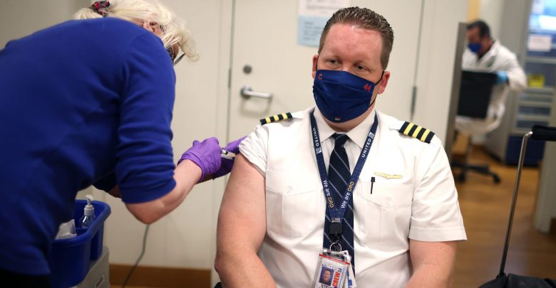 United calls for Covid vaccinations for its 67,000 US employees
