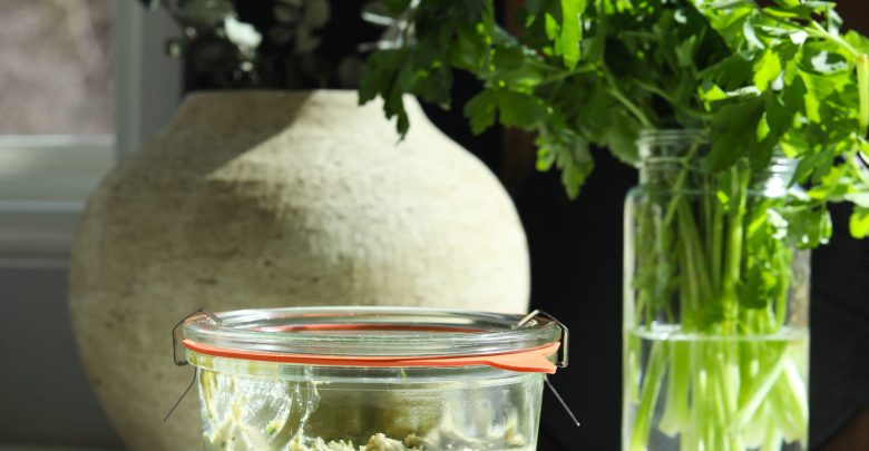 Herb Tahini Dressing - Nutrition Stripped®