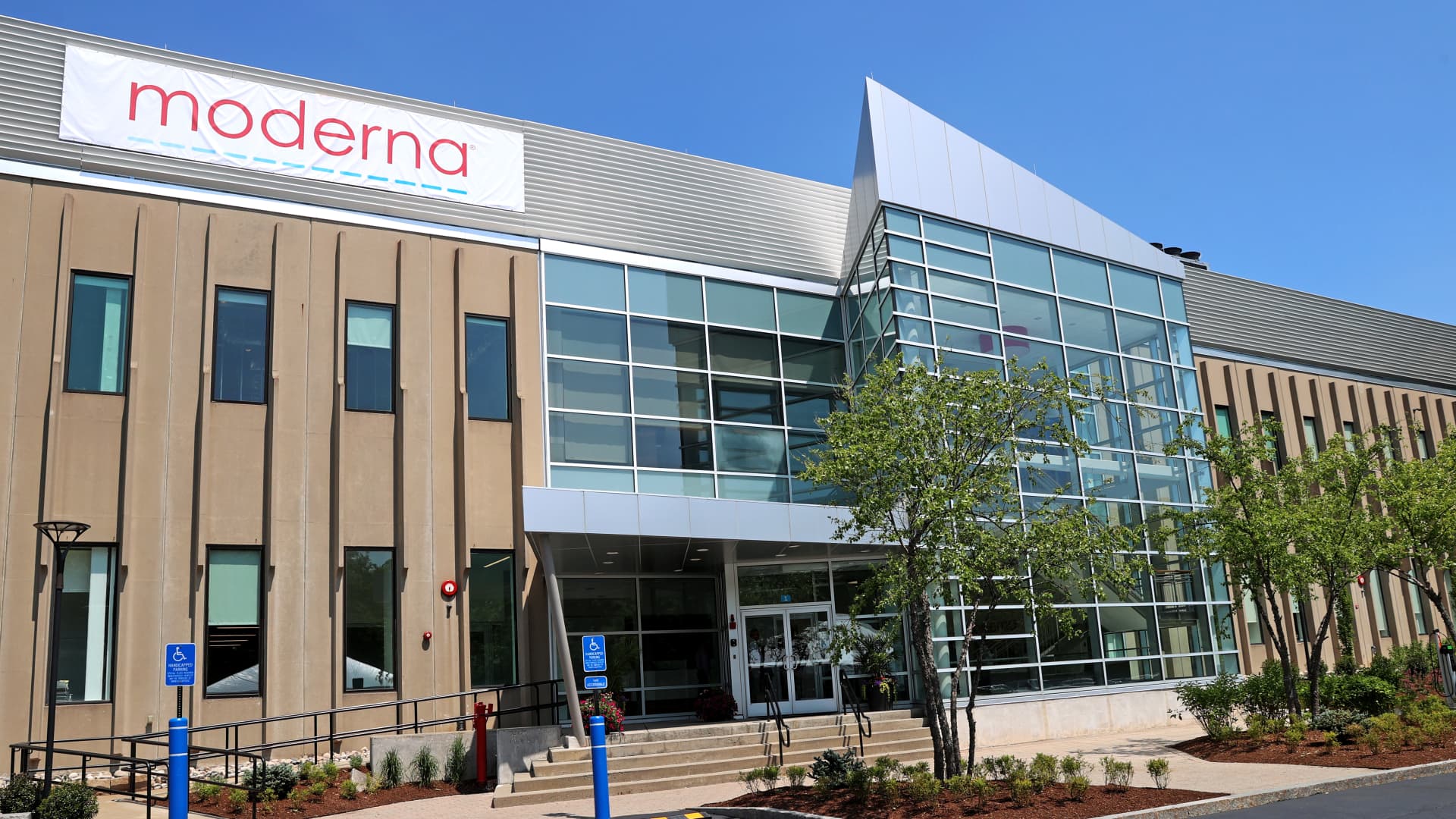 Moderna, Merck cancer vaccine reduces risk of skin cancer returning